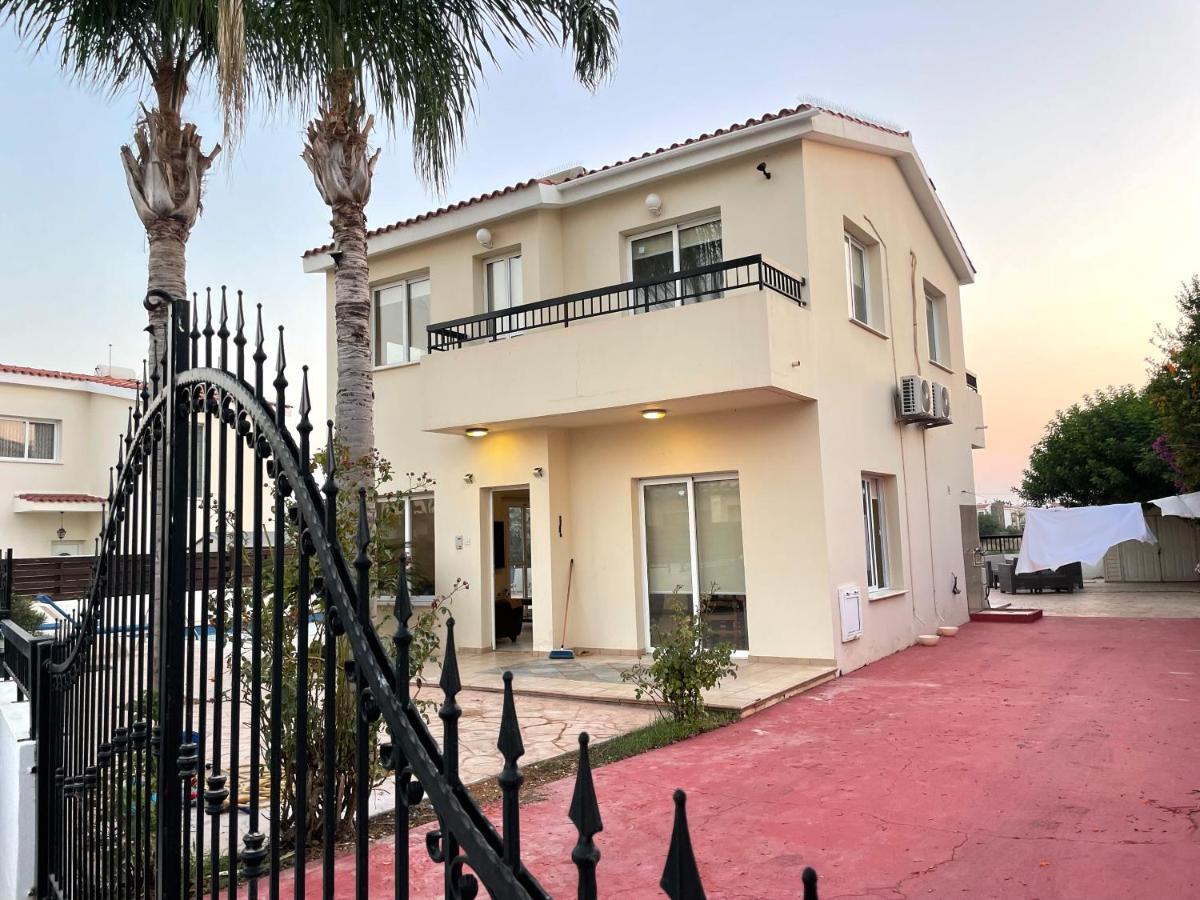 Sunset Pearl Holiday Villa Ayía Nápa Extérieur photo